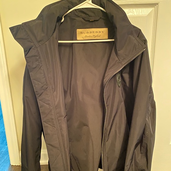 Burberry coat - Picture 2 of 5